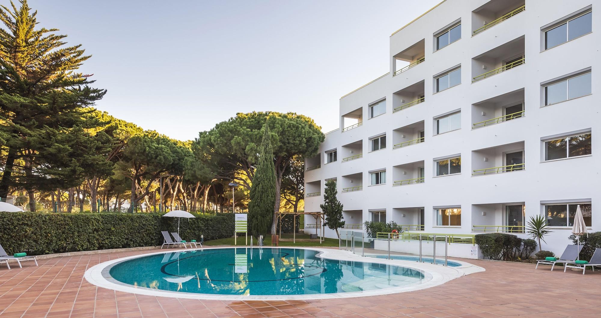 The Patio Suite Hotel Albufeira Exterior photo